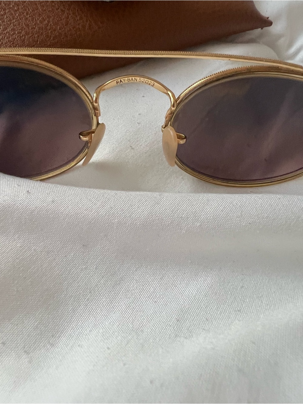Ray-Ban Gold Frame Brown Lens Oval Sunglasses with Brown Case - Picture 3 of 6